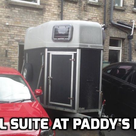 Гостевой дом Paddy'S House Дублин Экстерьер фото